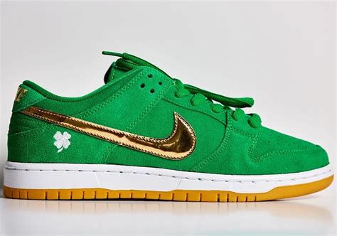 nike dunk shamrock|st patrick's day dunk low top.